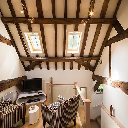 Ashbrook Lets Apartments Blewbury Room photo