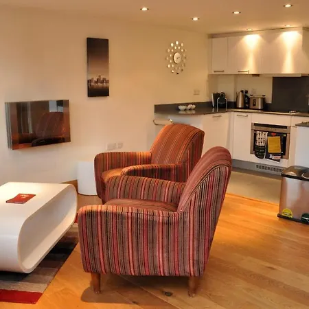 Ashbrook Lets Apartments Blewbury Room photo