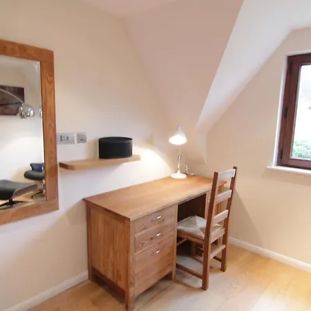 Ashbrook Lets Apartments Blewbury Room photo