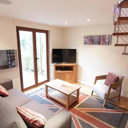 Ashbrook Lets Apartments Blewbury Room photo