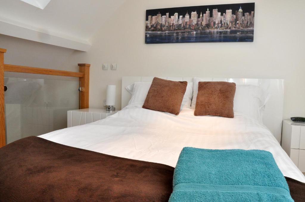 Ashbrook Lets Apartments Apartment